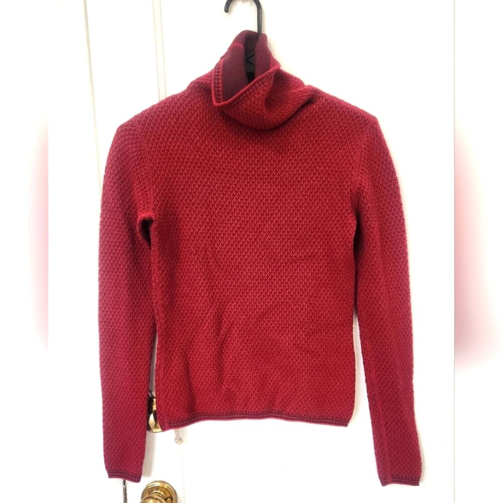 Title Nine Red long sleeve Turtleneck  sweater xsmall